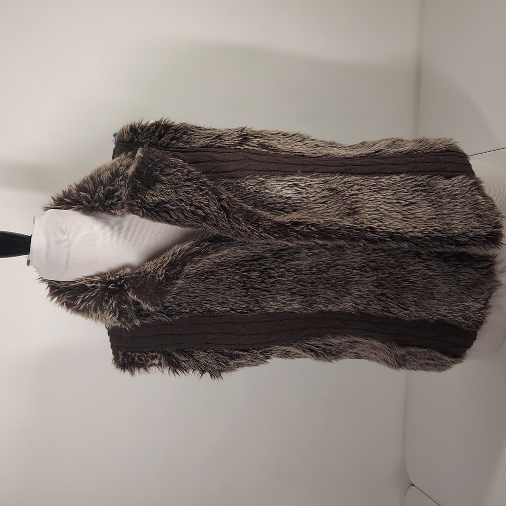 Xoxo brown faux fur vest sleeveless Size L